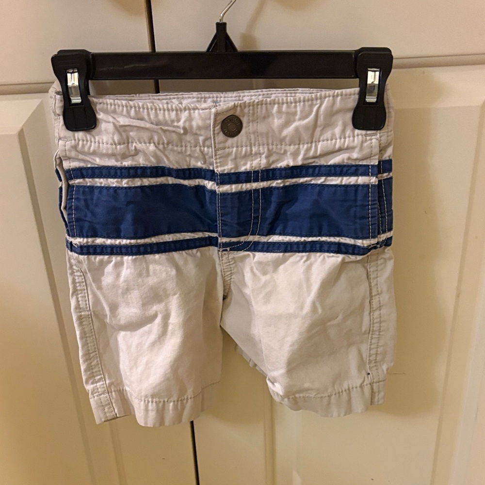 BabyGAP size 3 years White Shorts with Blue Stripes 100 percent cotton